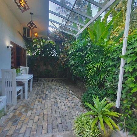 Sahasna Villa Unawatuna Exterior photo
